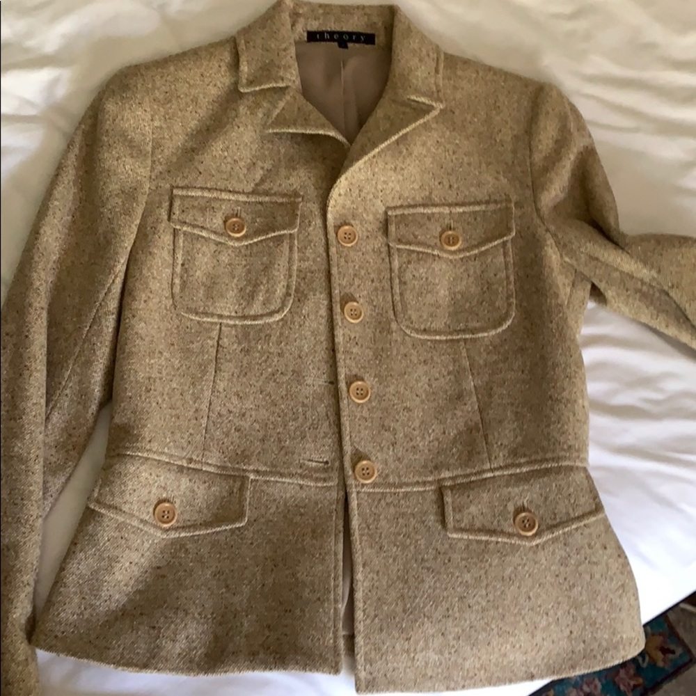 Wool Theory Blazer!